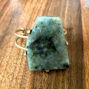 Jade chunk stone bracelet